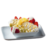 Obstsalat mit Creme und Honig